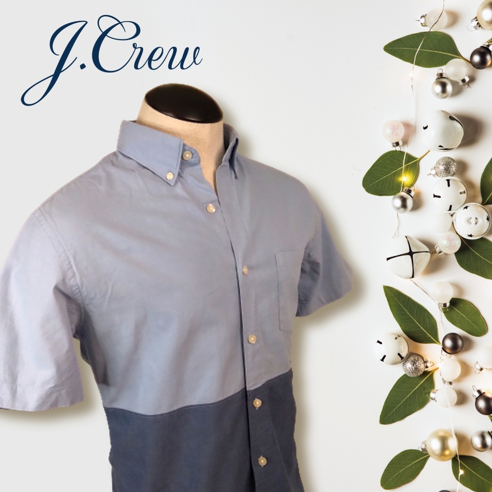 J. Crew Men's Medium Sunwashed Oxford Two-tone Blue Short-sleeve Buttown-down